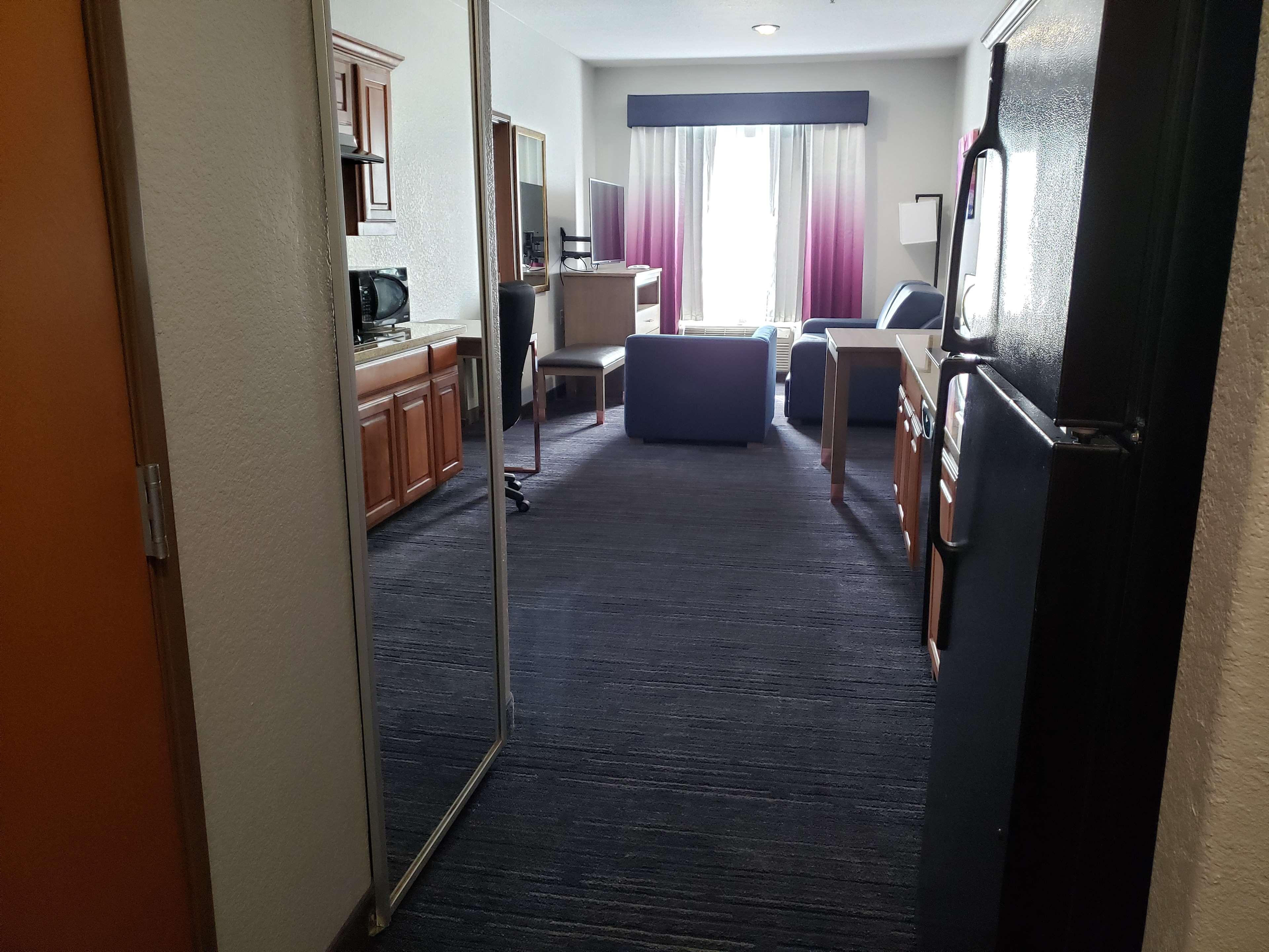 Best Western Plus San Antonio East Inn & Suites Exterior foto