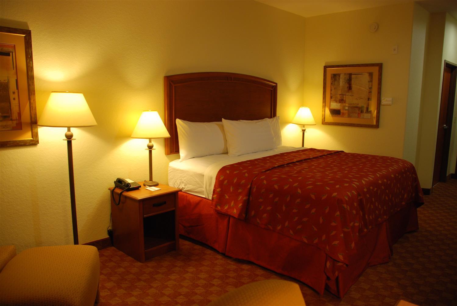 Best Western Plus San Antonio East Inn & Suites Exterior foto