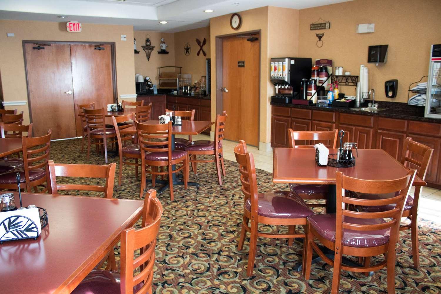 Best Western Plus San Antonio East Inn & Suites Exterior foto
