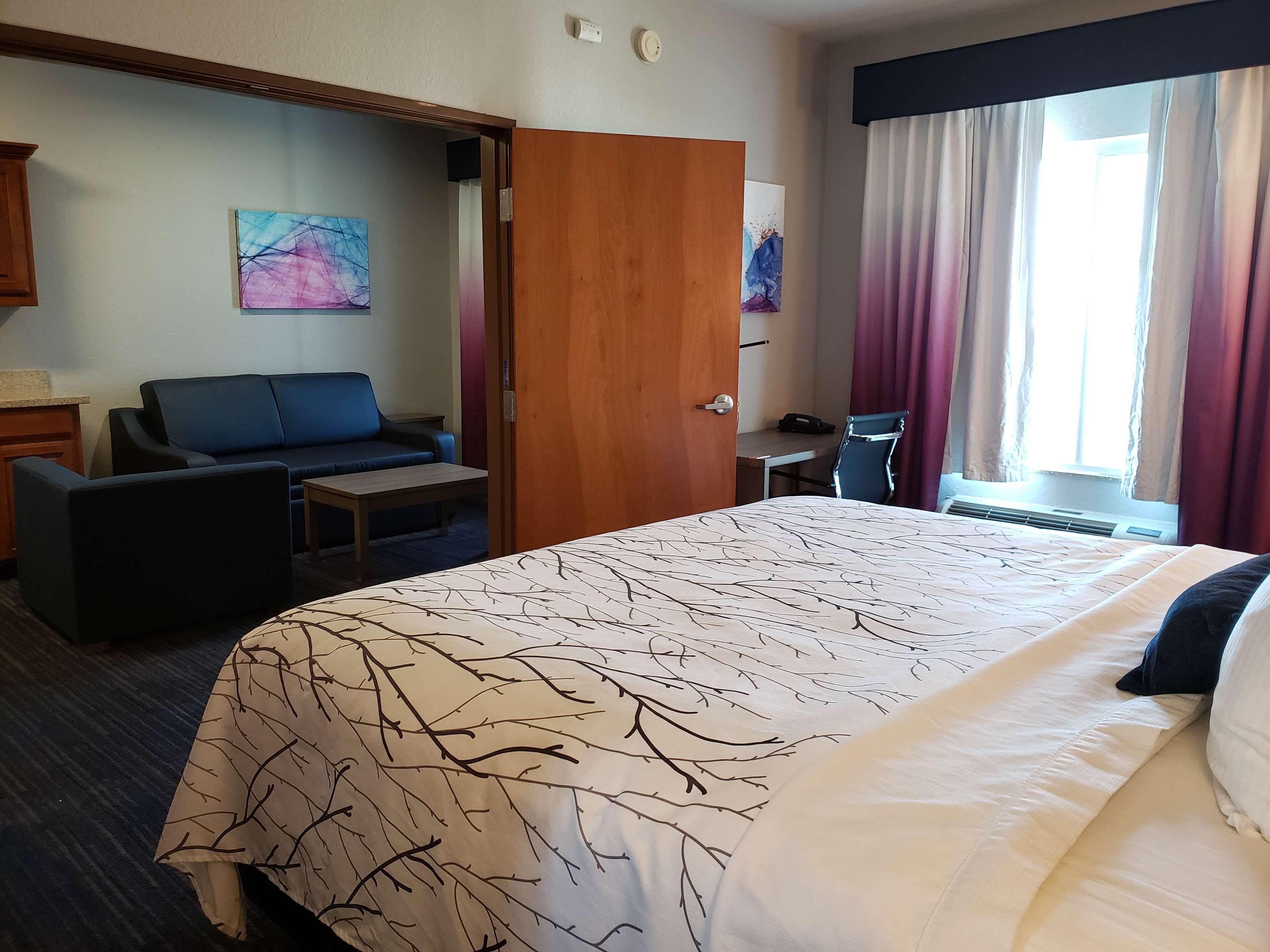 Best Western Plus San Antonio East Inn & Suites Exterior foto